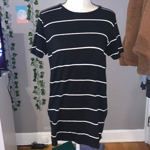 Black and white stripped mini t-shirt dress